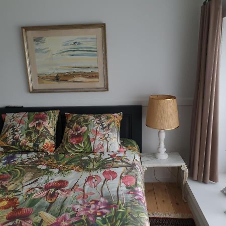 Bed and Breakfast Den Hoge Doorn à Harelbeke Extérieur photo