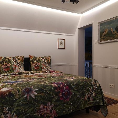 Bed and Breakfast Den Hoge Doorn à Harelbeke Extérieur photo
