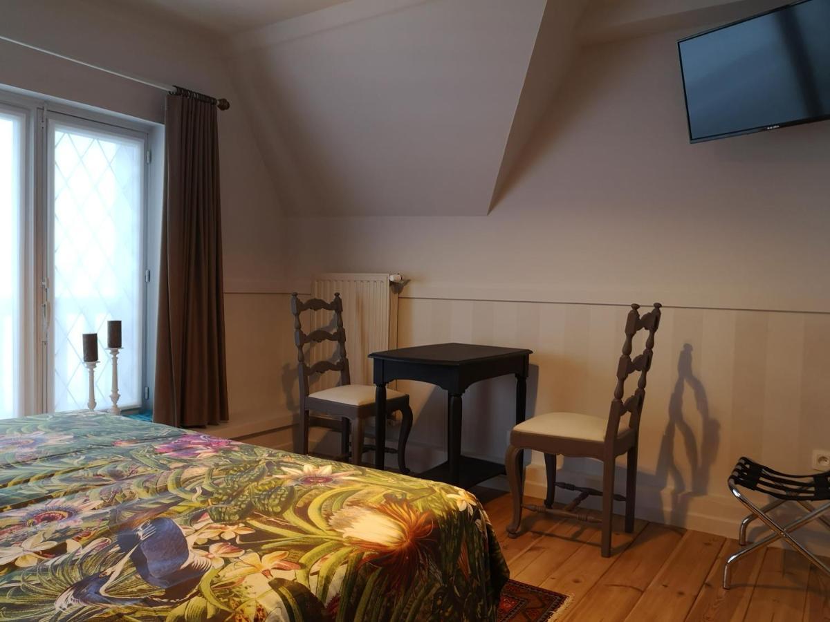 Bed and Breakfast Den Hoge Doorn à Harelbeke Extérieur photo